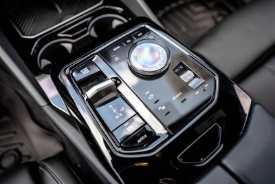 2025 BMW 5 Series 540i xDrive