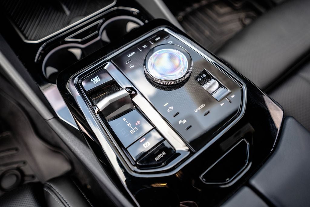 2025 BMW 5 Series 540i xDrive