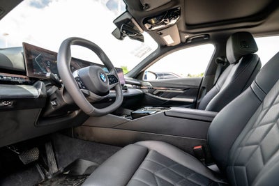 2025 BMW 5 Series 540i xDrive