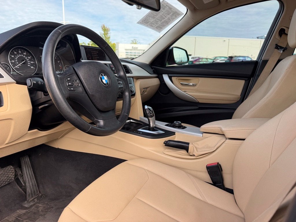 2017 BMW 3 Series 320i xDrive