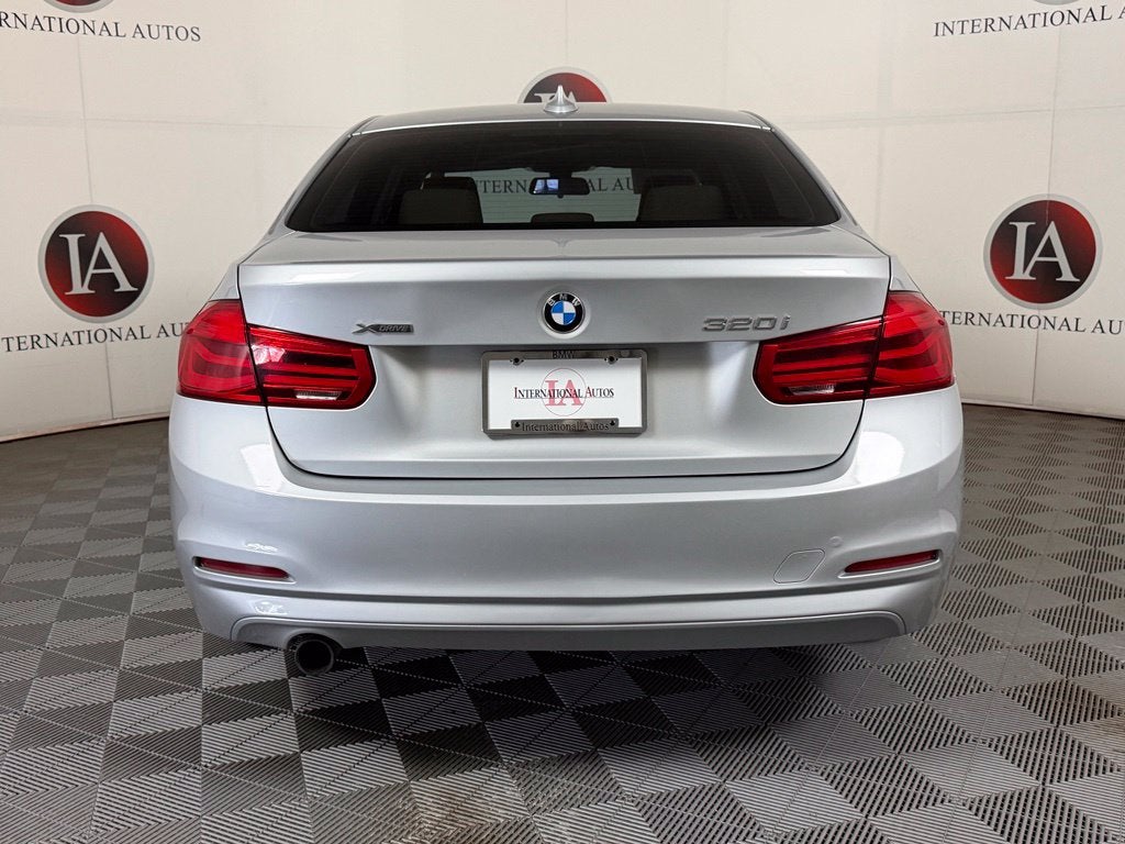 2017 BMW 3 Series 320i xDrive