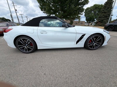 2025 BMW Z4 sDrive M40i