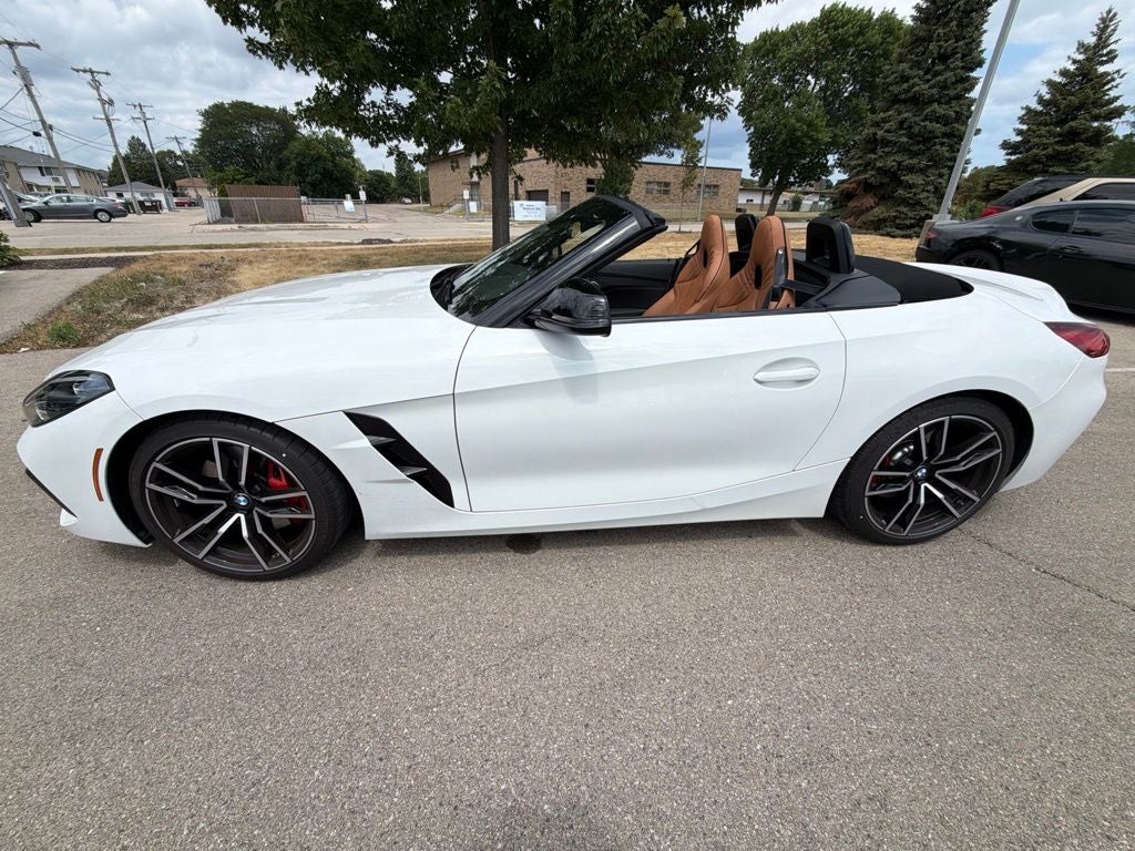 2025 BMW Z4 sDrive M40i