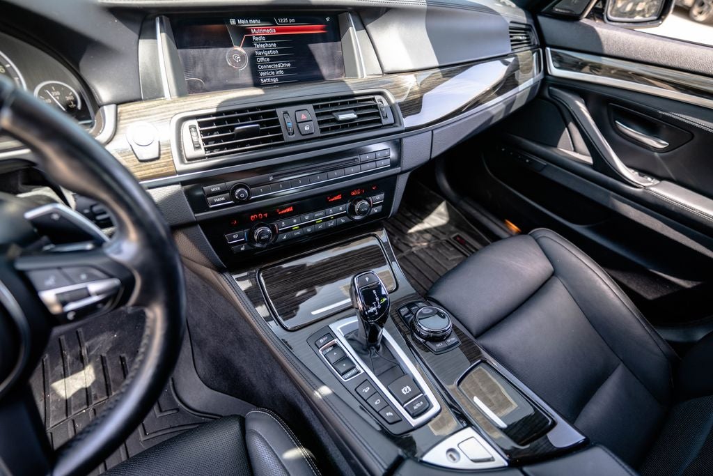 2015 BMW 5 Series 550i xDrive