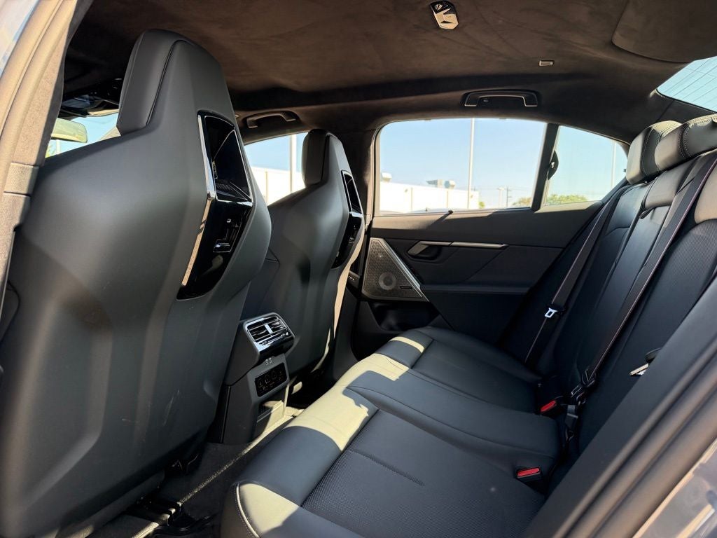 2026 BMW M5 Base