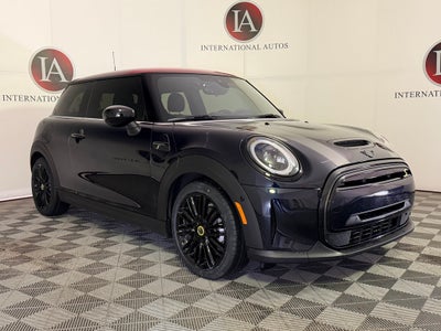 2023 MINI Cooper SE Electric Iconic