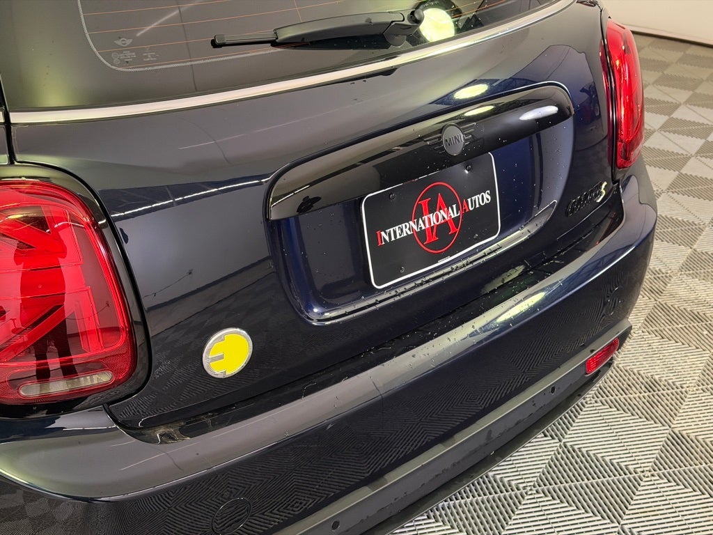 2023 MINI Cooper SE Electric Iconic