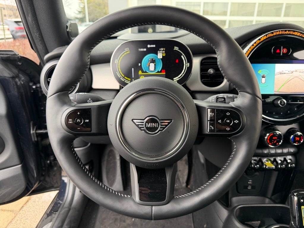 2023 MINI Cooper SE Electric Iconic