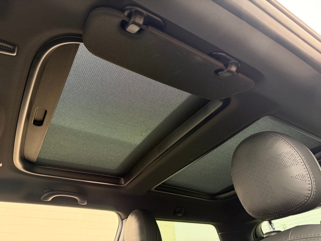 2023 MINI Cooper SE Electric Iconic