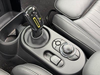 2023 MINI Cooper SE Electric Iconic