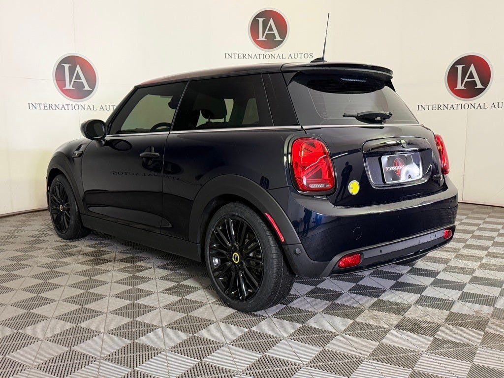 2023 MINI Cooper SE Electric Iconic