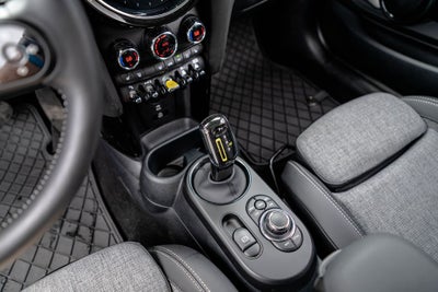 2024 MINI Cooper SE Electric Iconic