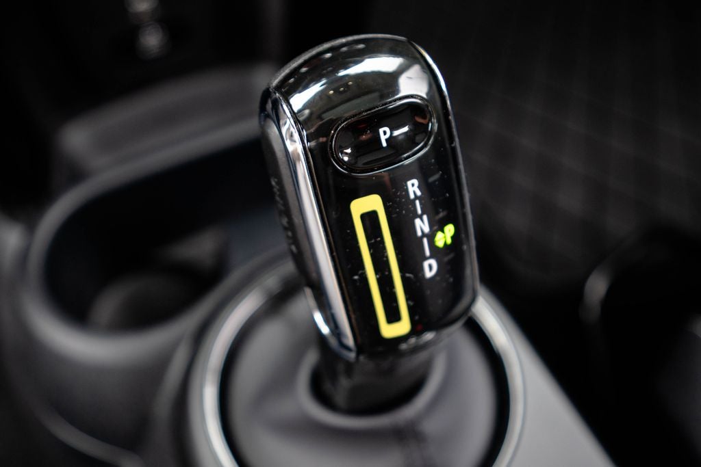 2024 MINI Cooper SE Electric Iconic