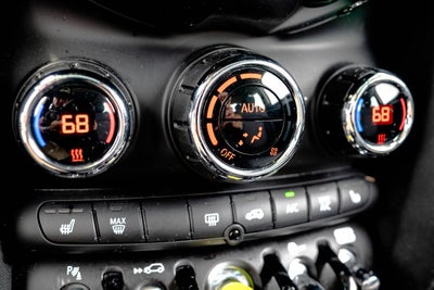 2024 MINI Cooper SE Electric Iconic