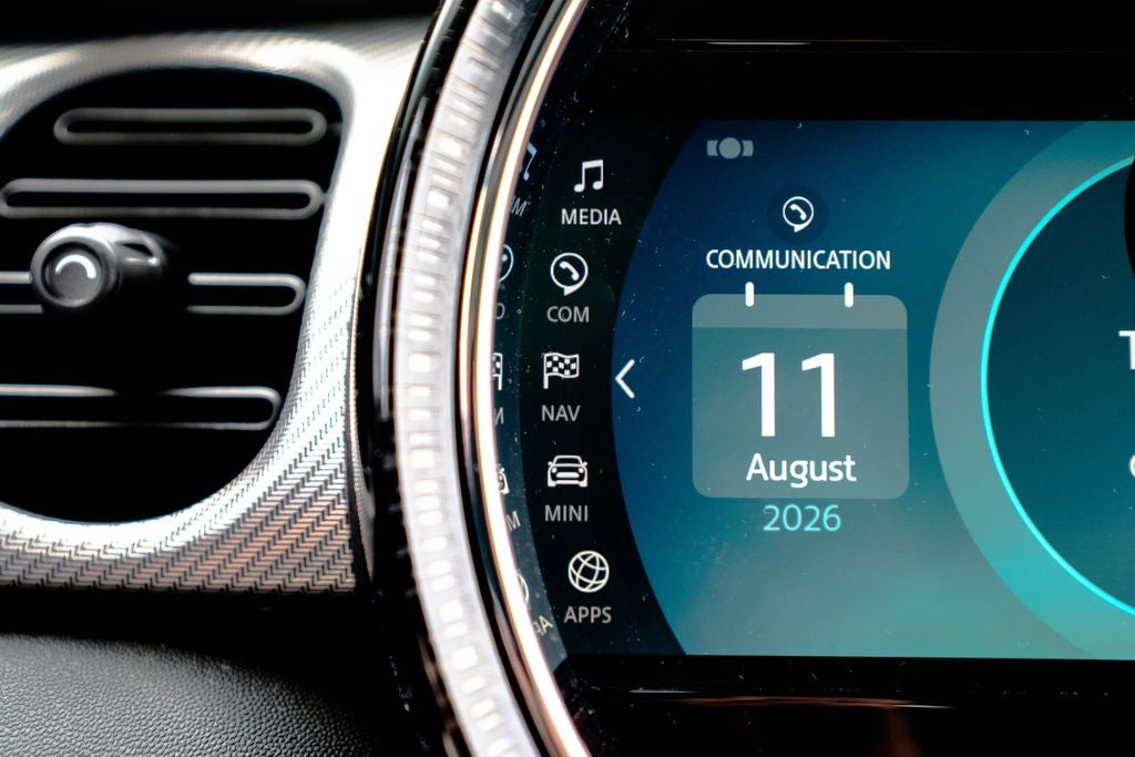 2024 MINI Cooper SE Electric Iconic