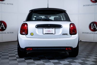 2024 MINI Cooper SE Electric Iconic