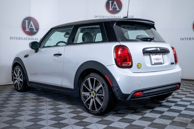 2024 MINI Cooper SE Electric Iconic