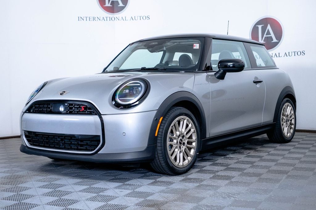 2025 MINI Cooper S Signature Plus