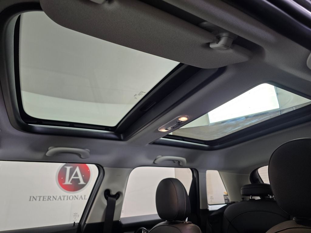 2023 MINI Cooper Signature