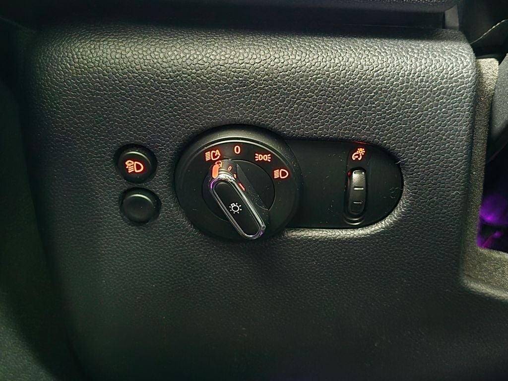 2023 MINI Cooper Signature