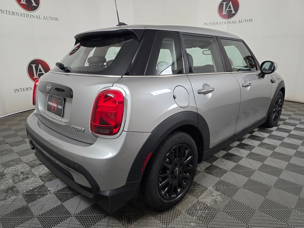 2023 MINI Cooper Signature