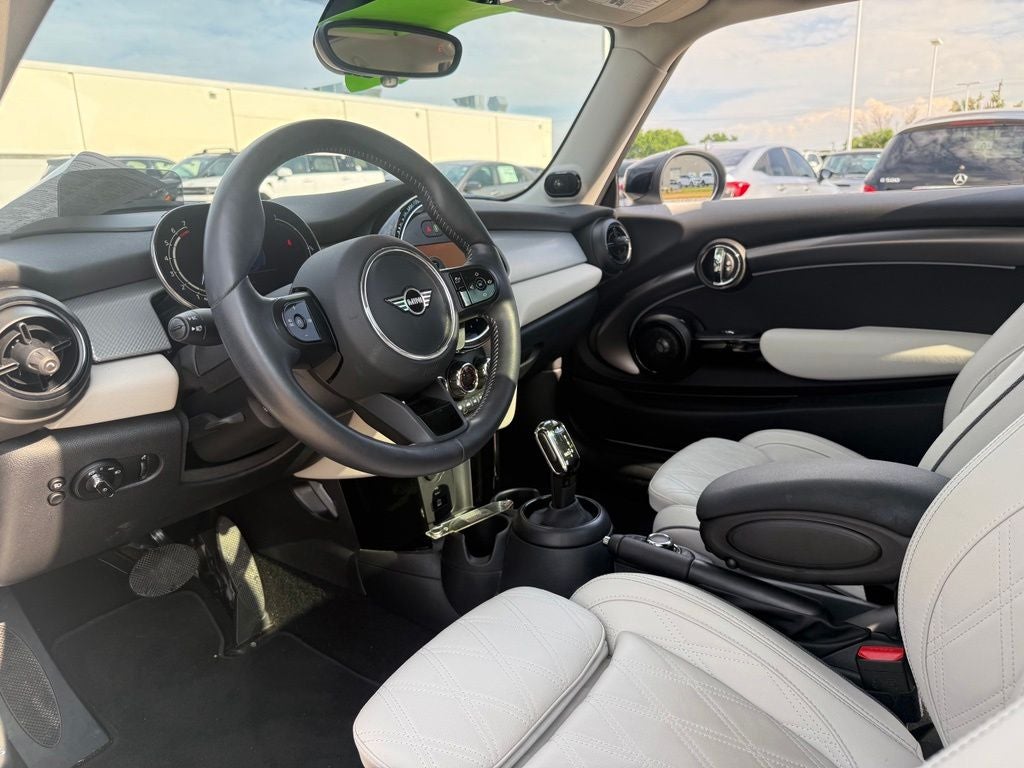 2024 MINI Cooper S Iconic