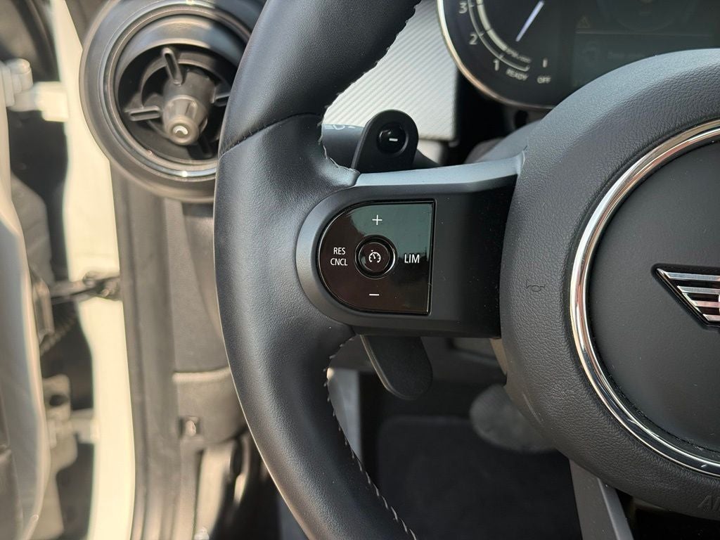 2024 MINI Cooper S Iconic