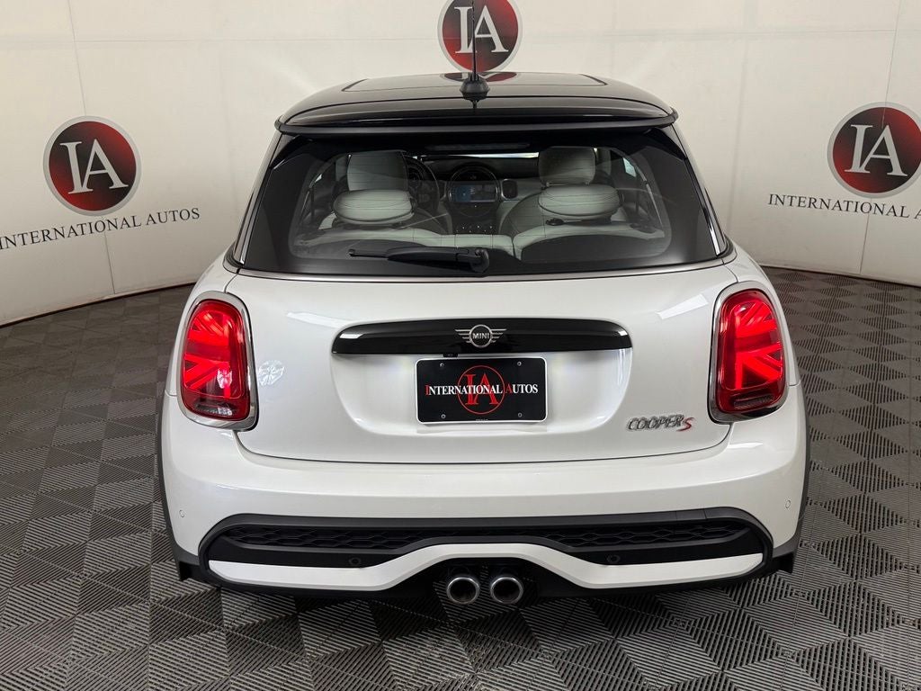 2024 MINI Cooper S Iconic