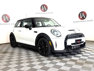 2024 MINI Cooper S Iconic