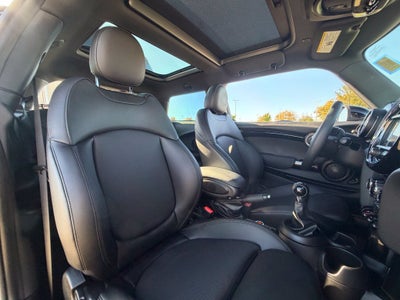 2019 MINI Cooper S Signature