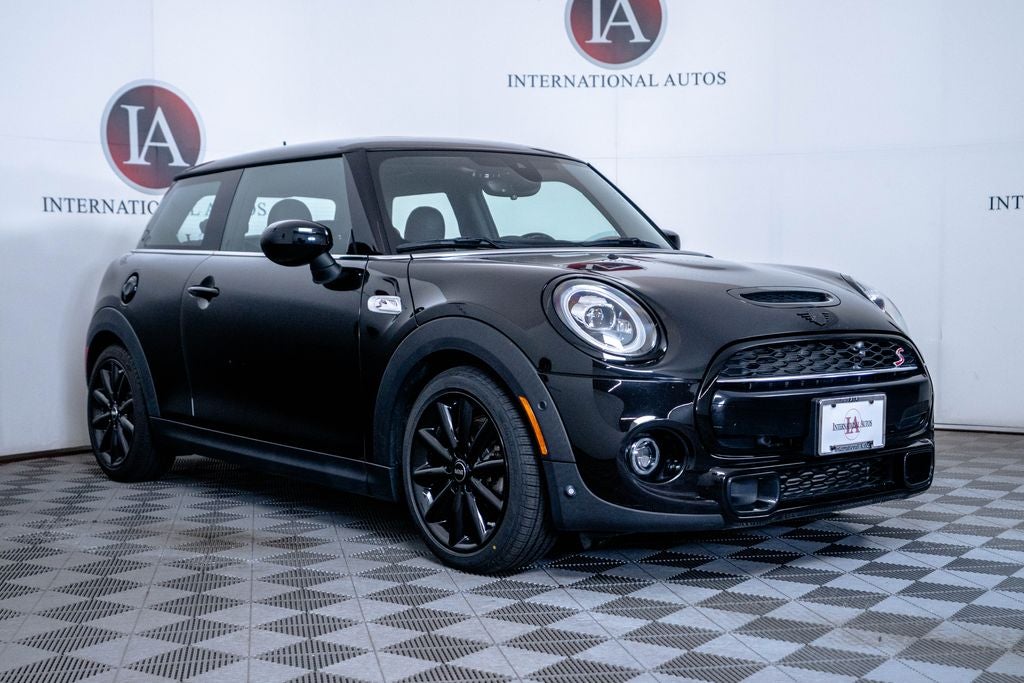 2020 MINI Cooper S Iconic