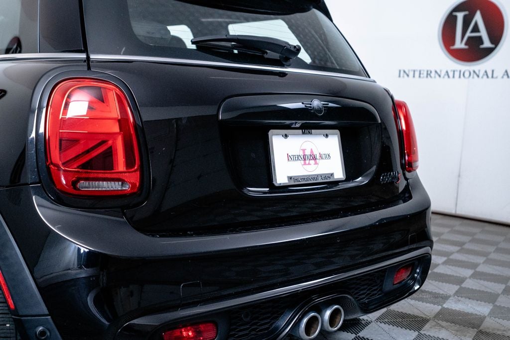 2020 MINI Cooper S Iconic