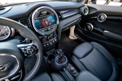 2020 MINI Cooper S Iconic