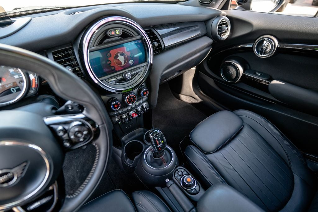 2020 MINI Cooper S Iconic