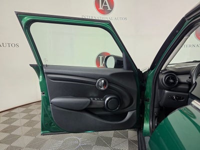 2020 MINI Cooper Signature
