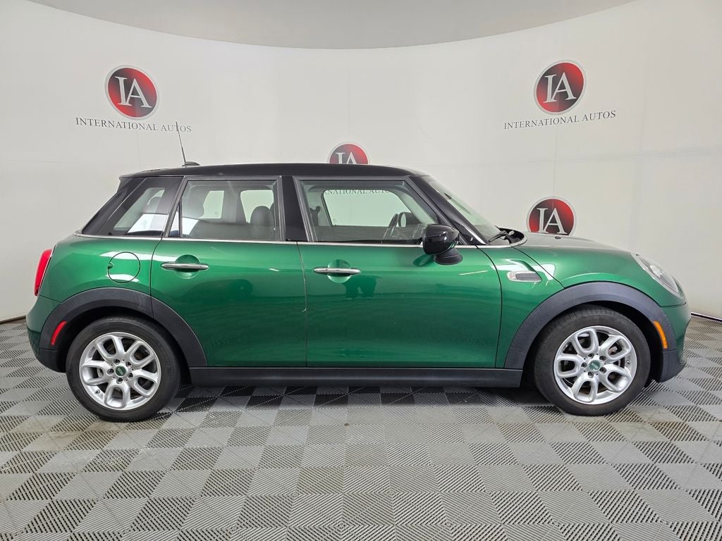 2020 MINI Cooper Signature