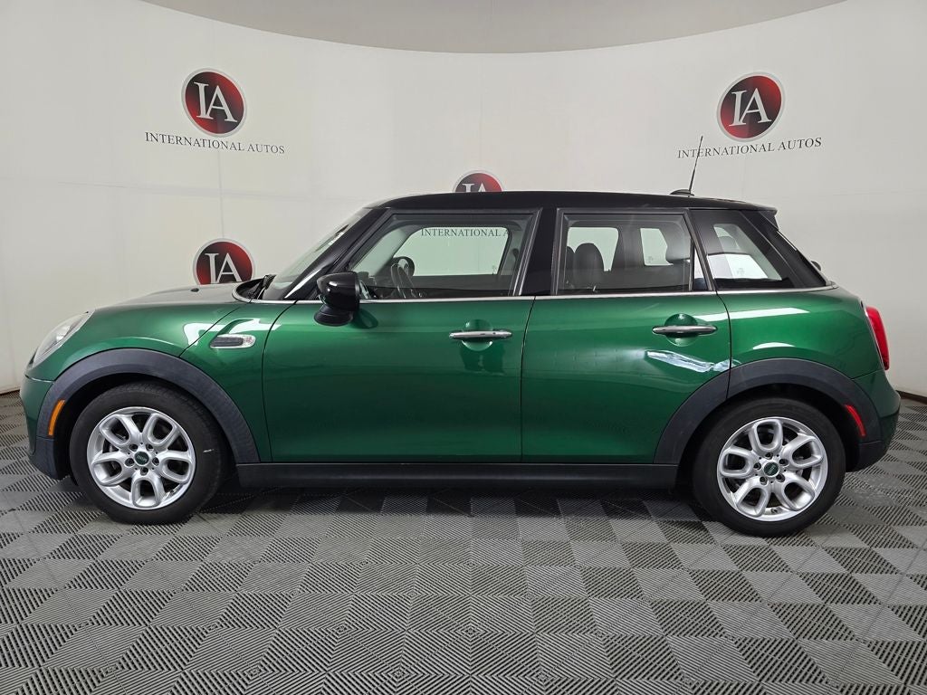 2020 MINI Cooper Signature