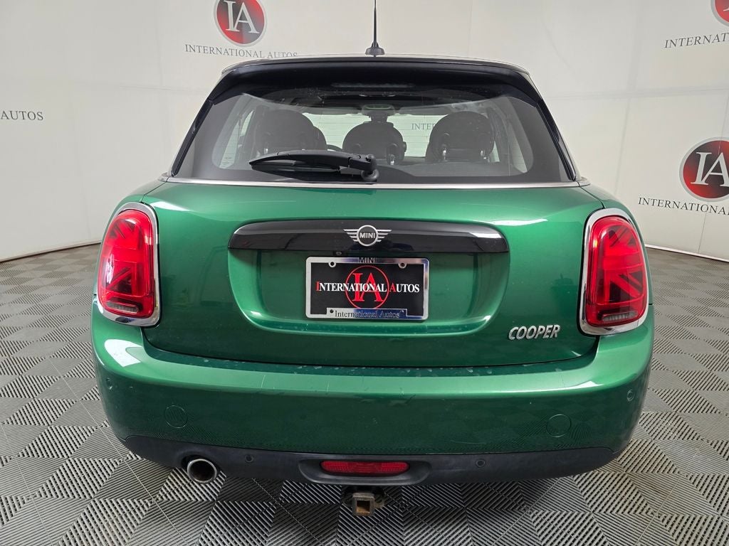 2020 MINI Cooper Signature