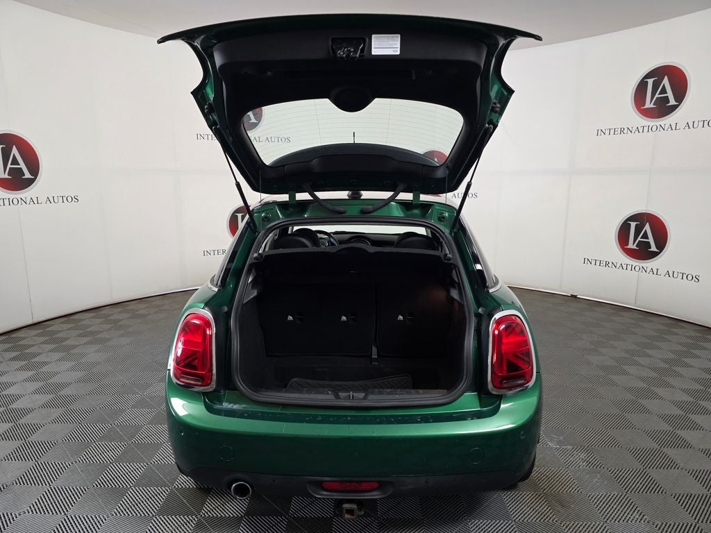 2020 MINI Cooper Signature