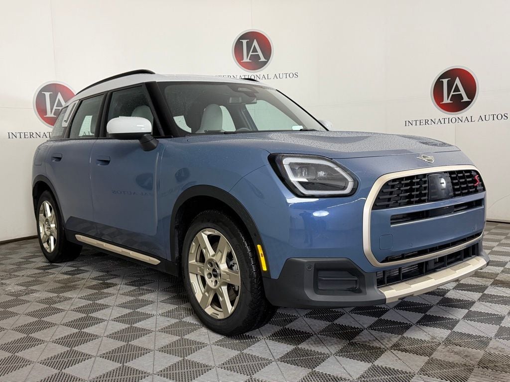 2025 MINI Cooper S Countryman Signature Plus
