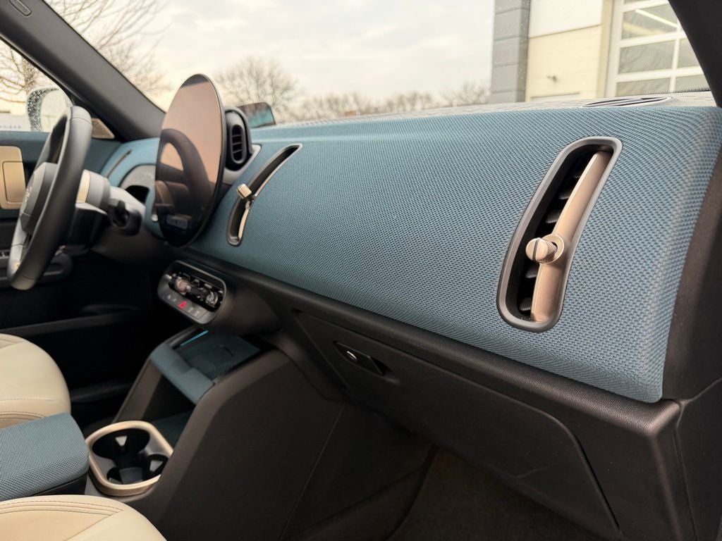 2025 MINI Cooper S Countryman Signature Plus