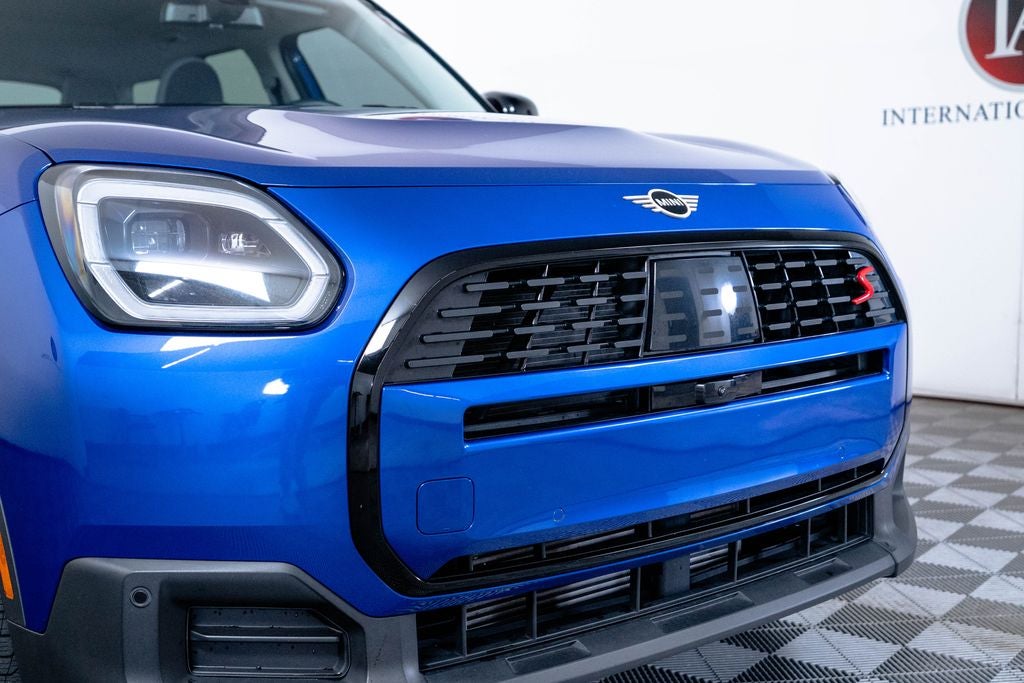 2025 MINI Cooper S Countryman Iconic