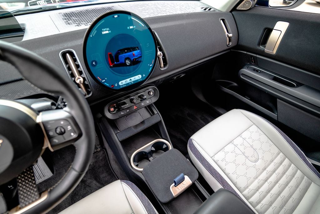 2025 MINI Cooper S Countryman Iconic