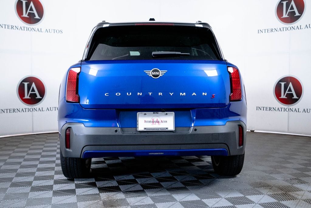 2025 MINI Cooper S Countryman Iconic