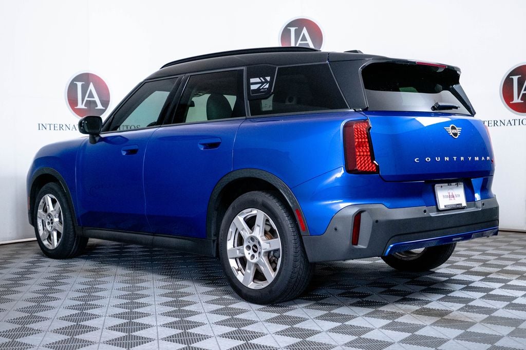 2025 MINI Cooper S Countryman Iconic