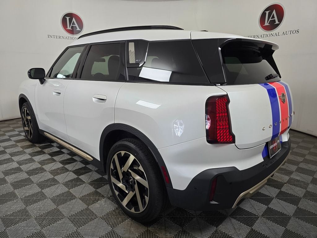 2025 MINI Cooper S Countryman Iconic