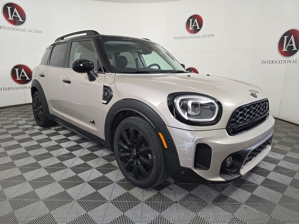 2023 MINI Cooper S Countryman Iconic
