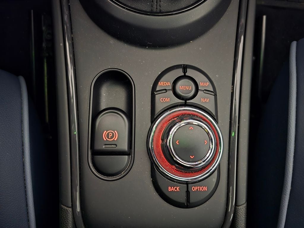 2023 MINI Cooper S Countryman Iconic