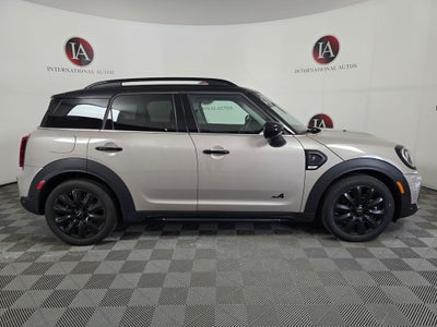 2023 MINI Cooper S Countryman Iconic