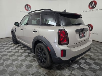 2023 MINI Cooper S Countryman Iconic
